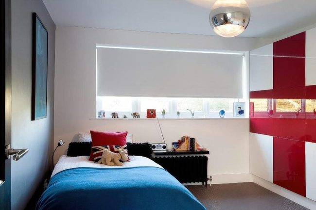 Red And White Bedroom Statement