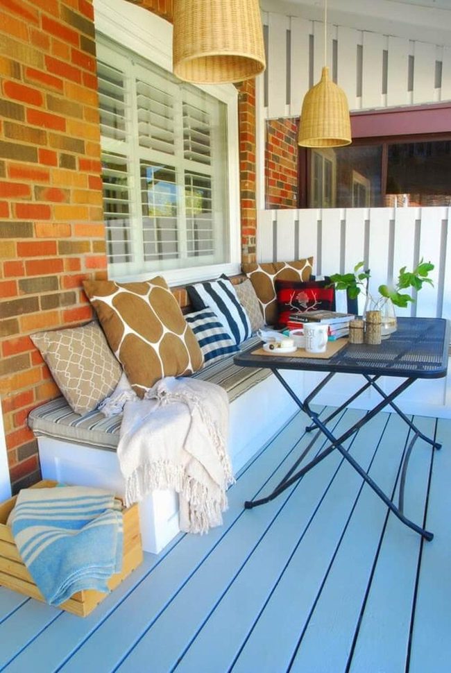 Porch Table Summer Entertaining