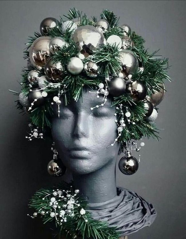 Silver Pine Crown With Dangling Ornaments