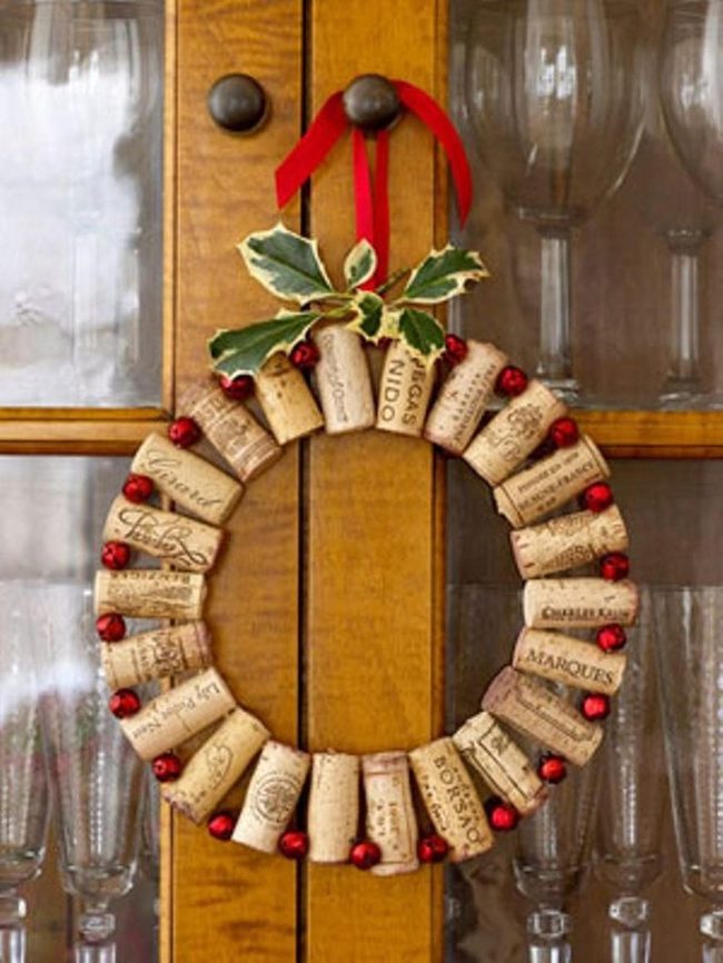 Cork Labels Wreath Red