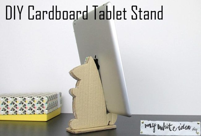 Cardboard Animal Tablet Stands