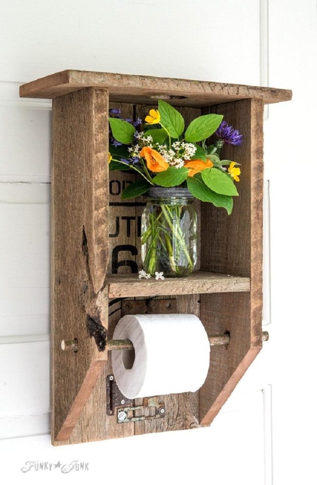 Reclaimed Wood Flower Vase Display