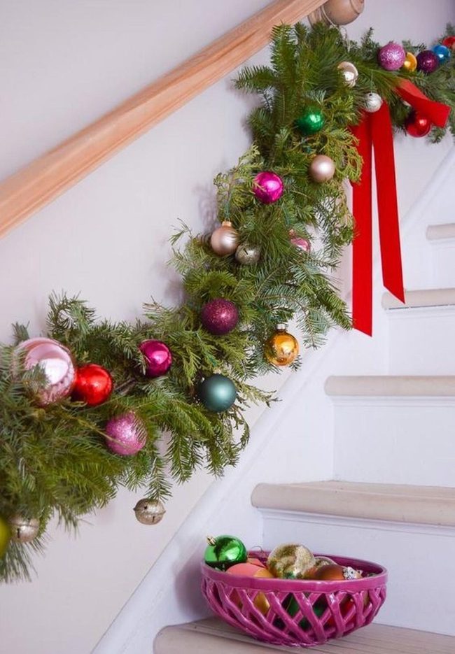 Pine Garland Staircase With Red Bows