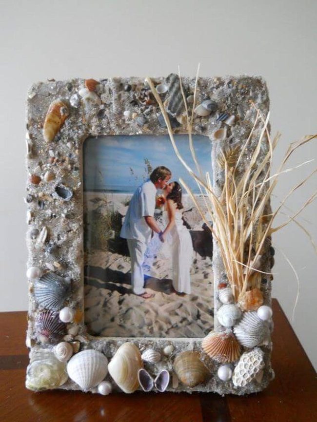 Concrete Frame With Seashells