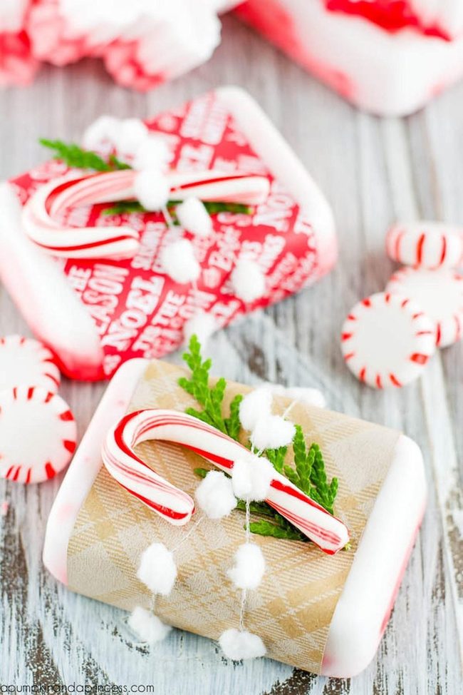 Red Plaid Peppermint Cakes