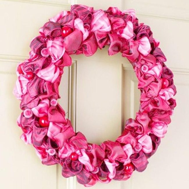 Pink Petal Wreath With Berries
