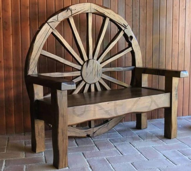 Weathered Wood Wagon Wheel Bench