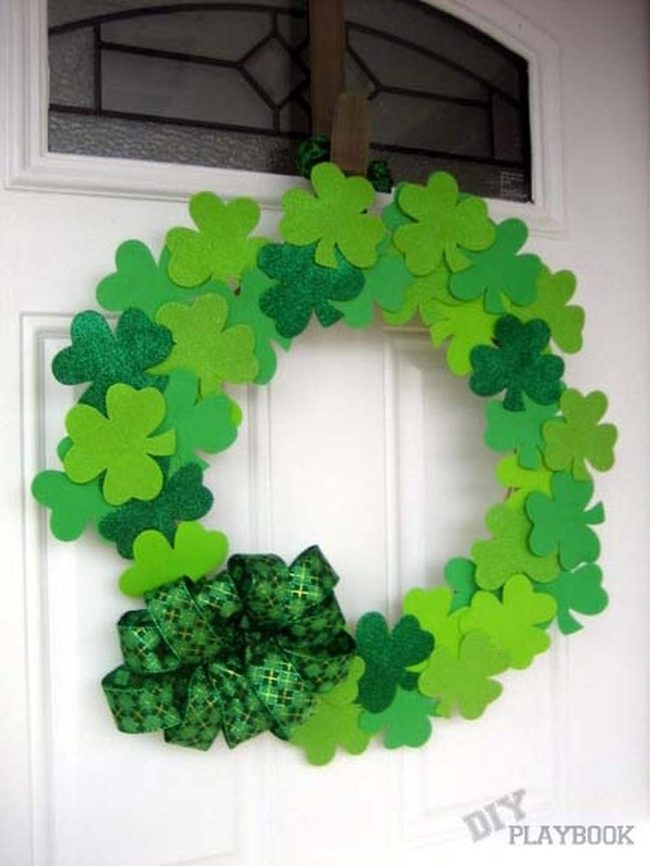 Bright Green Shamrock Door Wreath