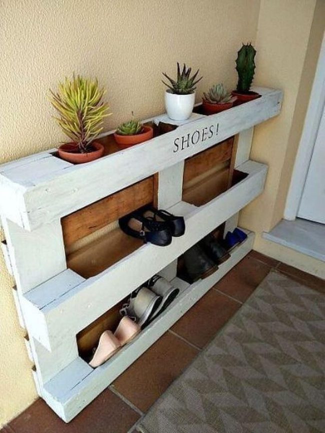 Wooden Pallet Shoe Rack Green