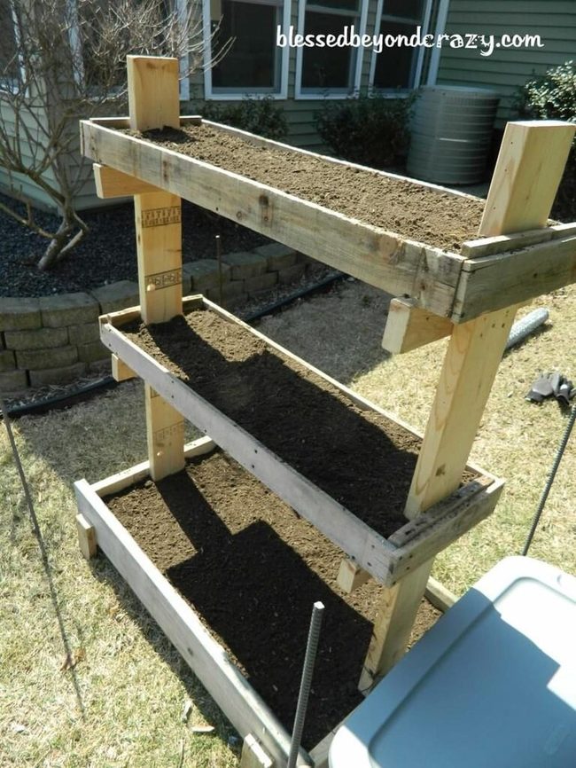 Stacked Wood Vertical Gardening
