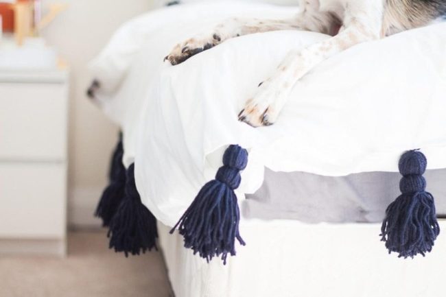 Deep Blue Tassels, Peaceful White