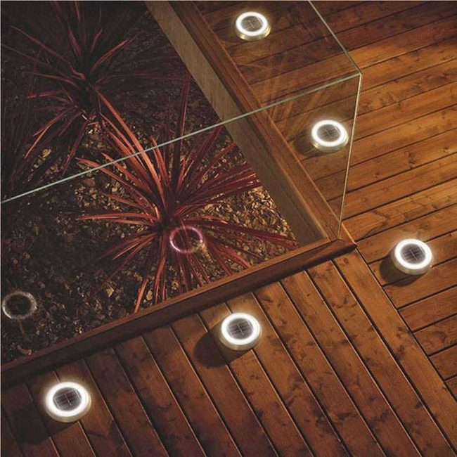 Wood Deck Red Foliage Glow
