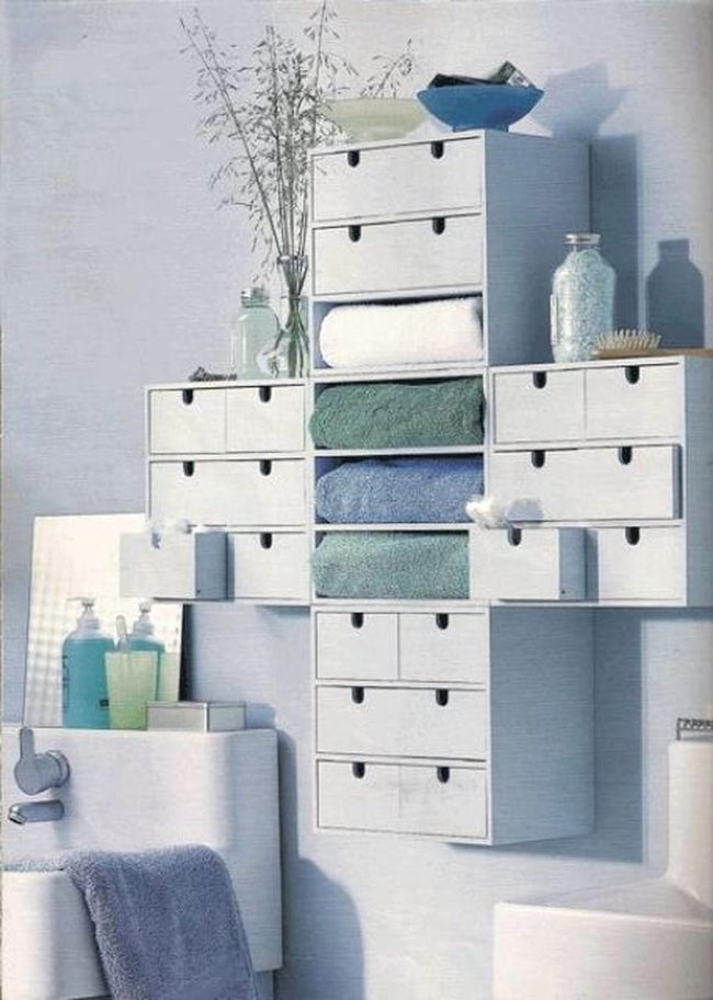 Stacked Green And Blue Bathroom Shelves