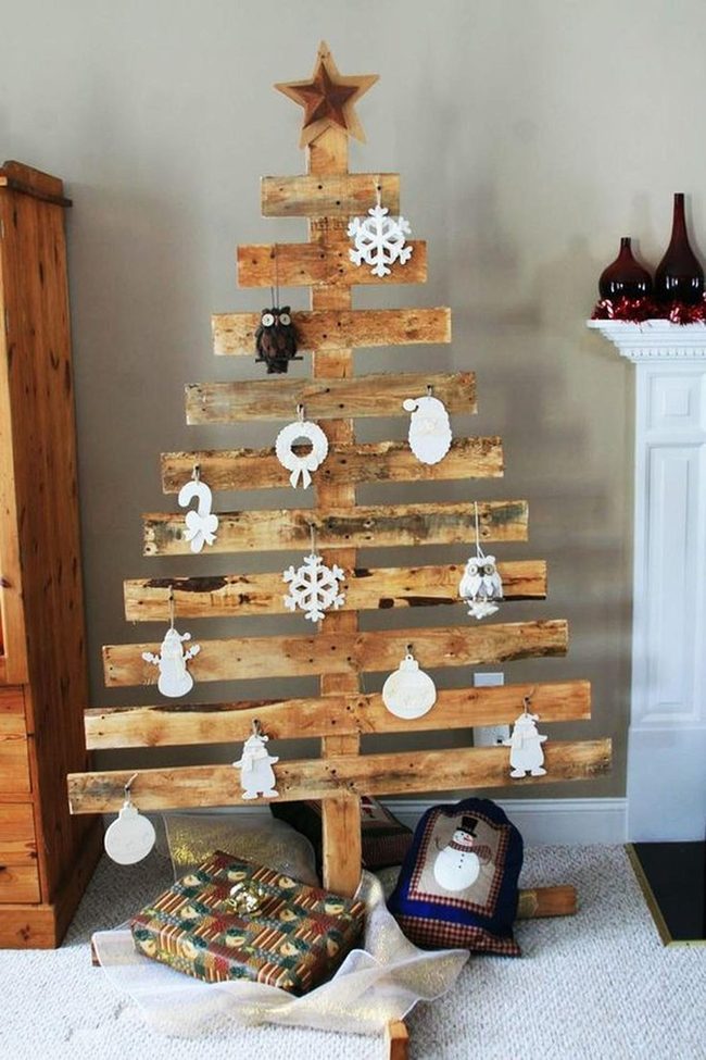 Wooden Tree, Golden Star