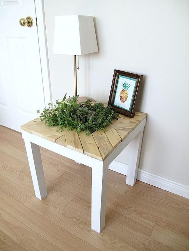 Angled Wood Corner With White Legs