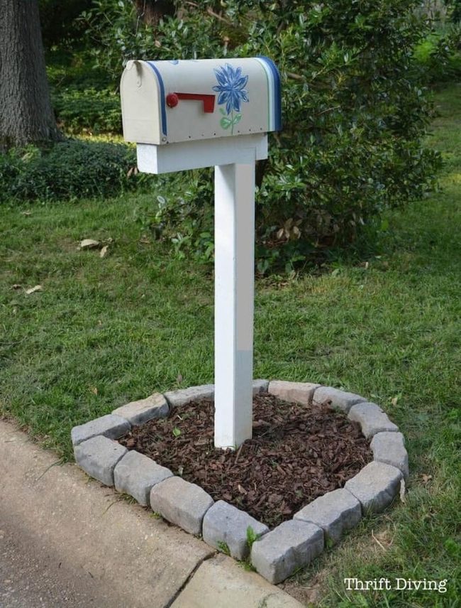 Painted Mailbox Post Statement