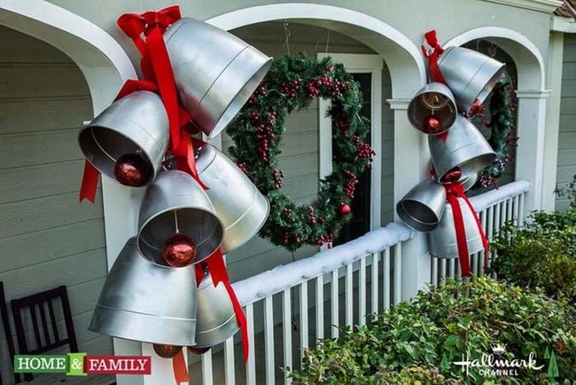 Painted Terra Cotta Holiday Bells