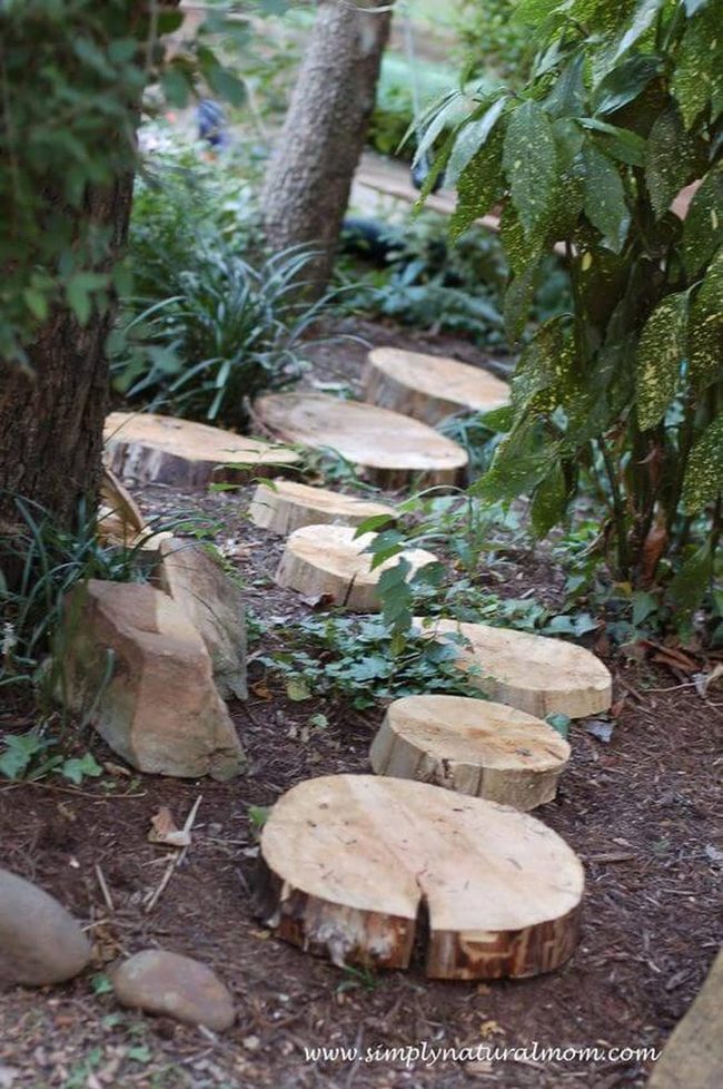 Wood Slice Garden Walkway