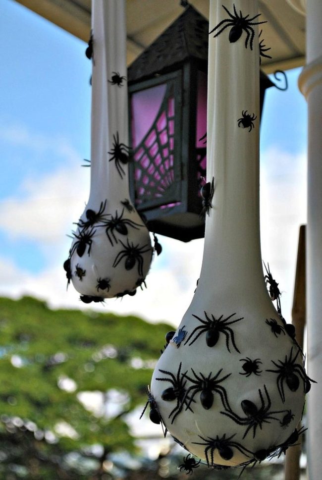 Skeletal Yard Haunt