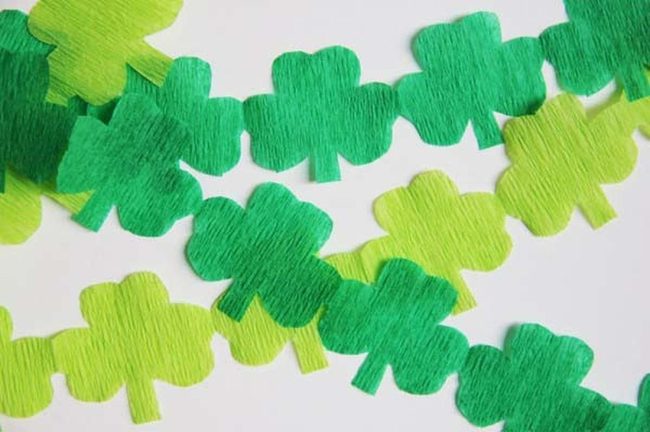 Green Cardstock Streamers Pop