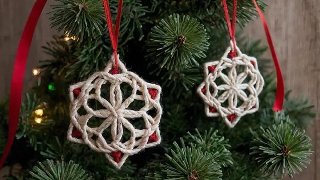 Knotted Cord Christmas Stars