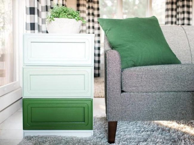 Green Drawer Table Geometric Corner