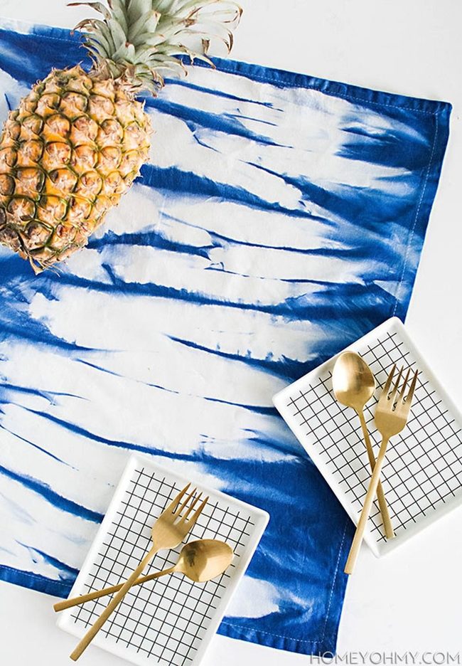 Blue Wave Geometric Dining