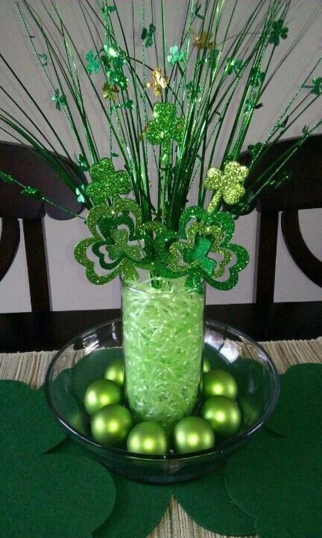 Emerald Baubles Irish Centerpiece