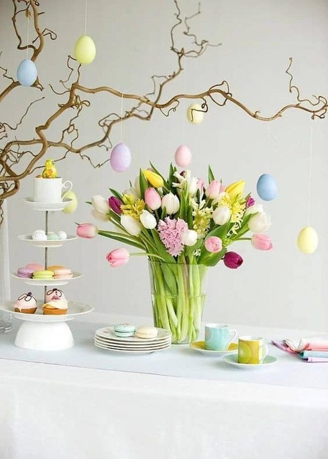 Seasonal Blooms Transform Spaces