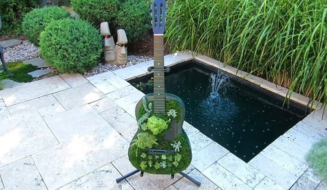 Green Guitar Wall Planter