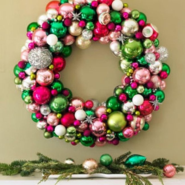 Multicolor Ornaments Sparkle Wall