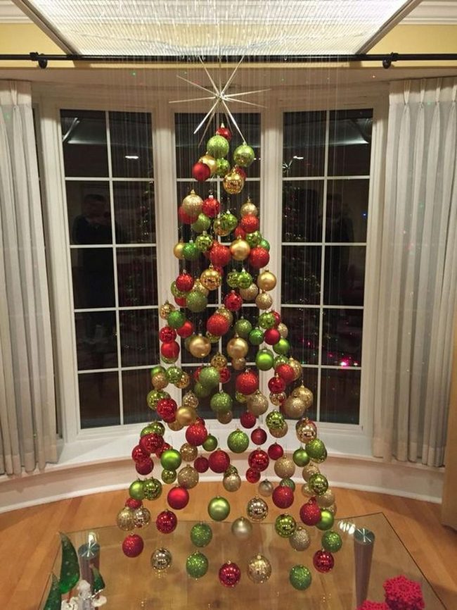 Floating Ornament Window Tree