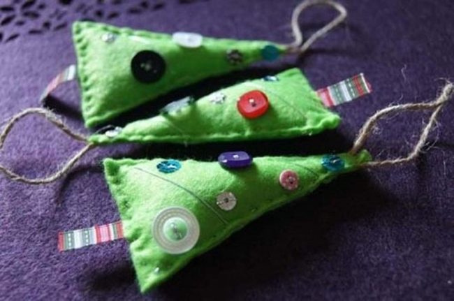 Green Fabric Triangles With Purple Depth