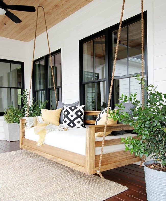 Suspended Garden Romance