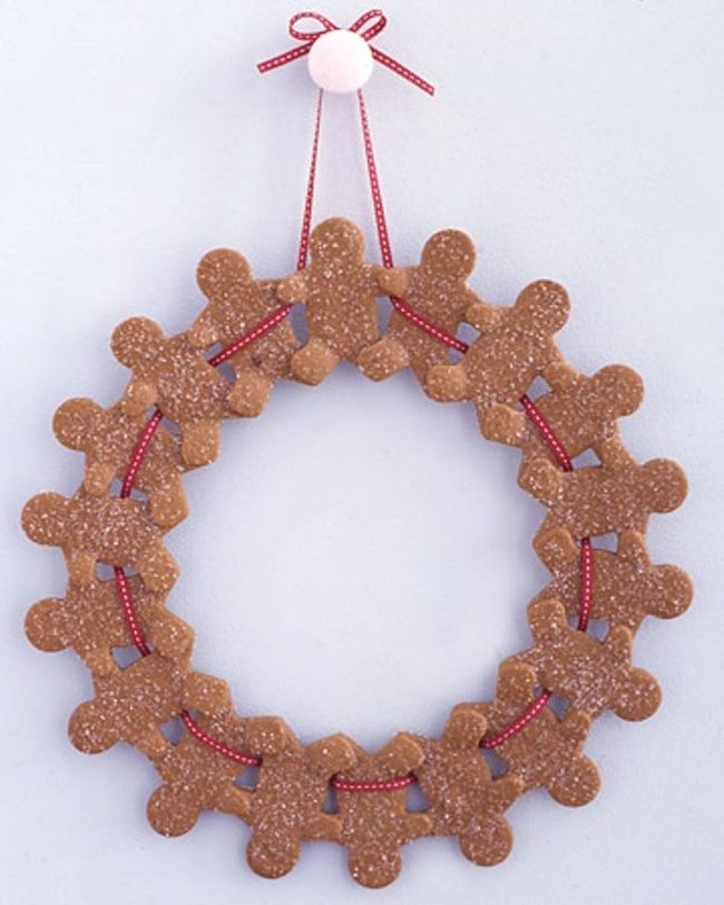 Gingerbread Cookie Circle Wreath