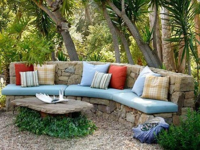 Curved Stone Seating Paradise