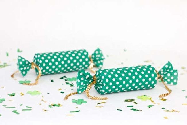 Green Confetti Popper Entrance