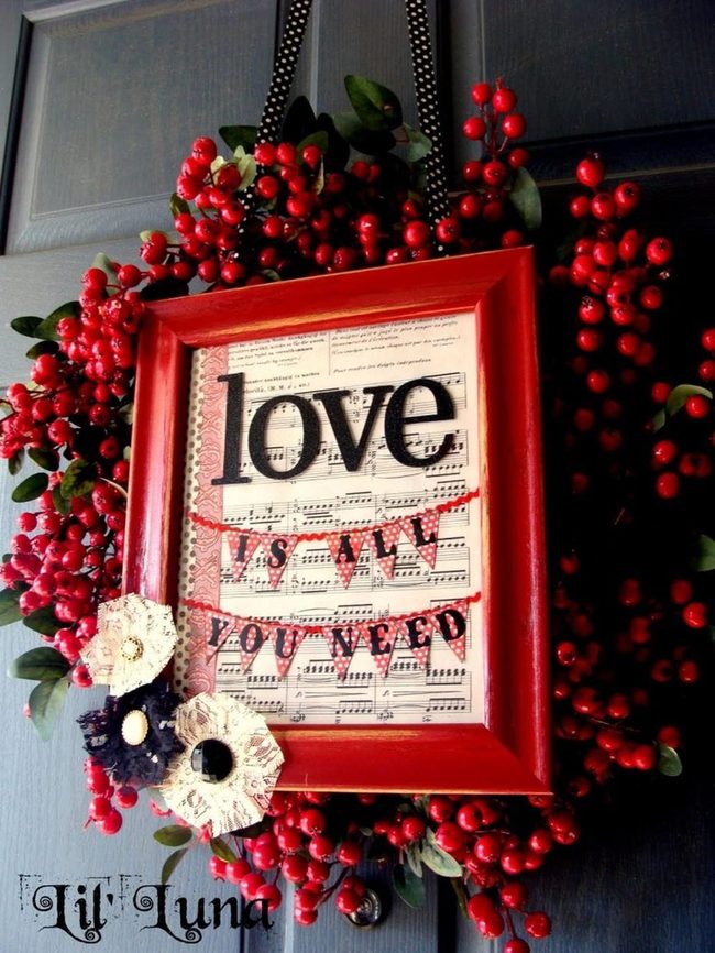 Red Berry Love Wreath