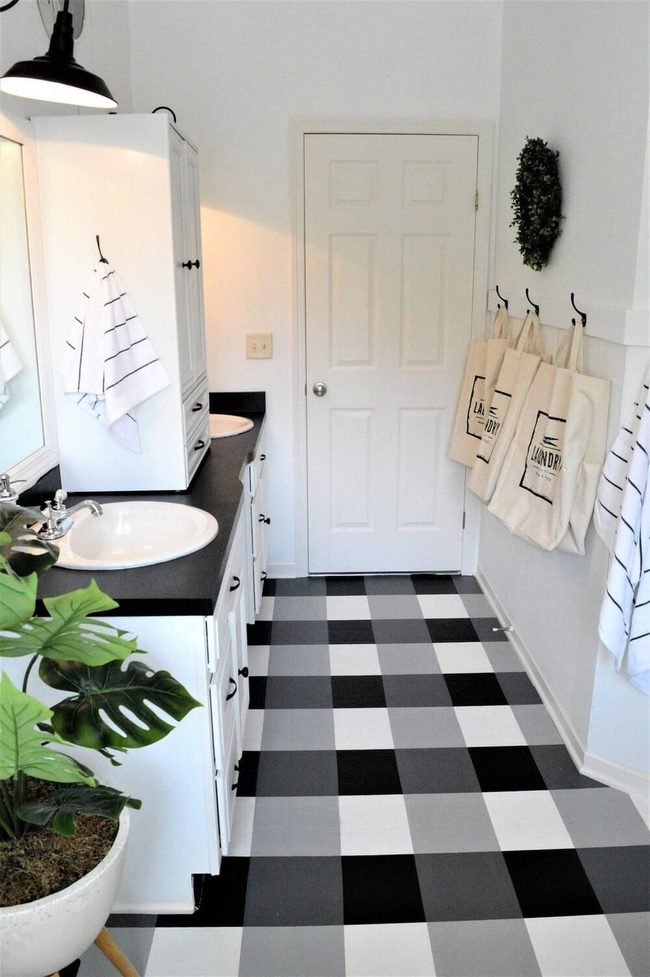 Black Plaid Bathroom Floor