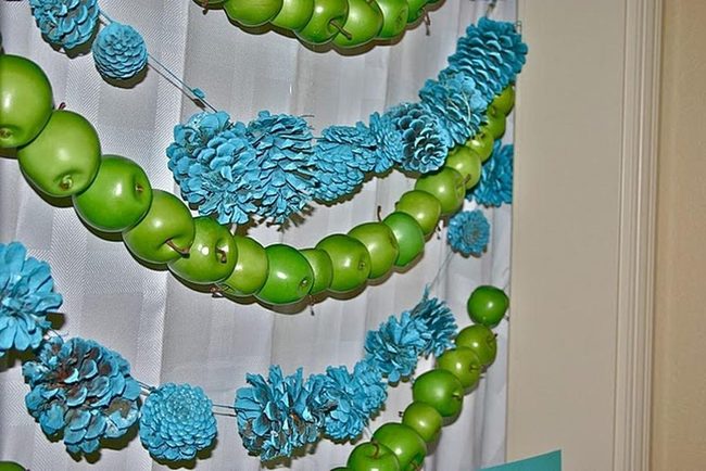 Green Apple And Pinecone Garland