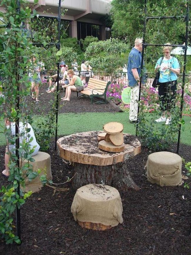 Natural Log Seating Circle