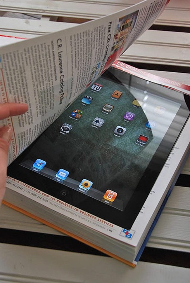 Tablet Meets Paper Pages