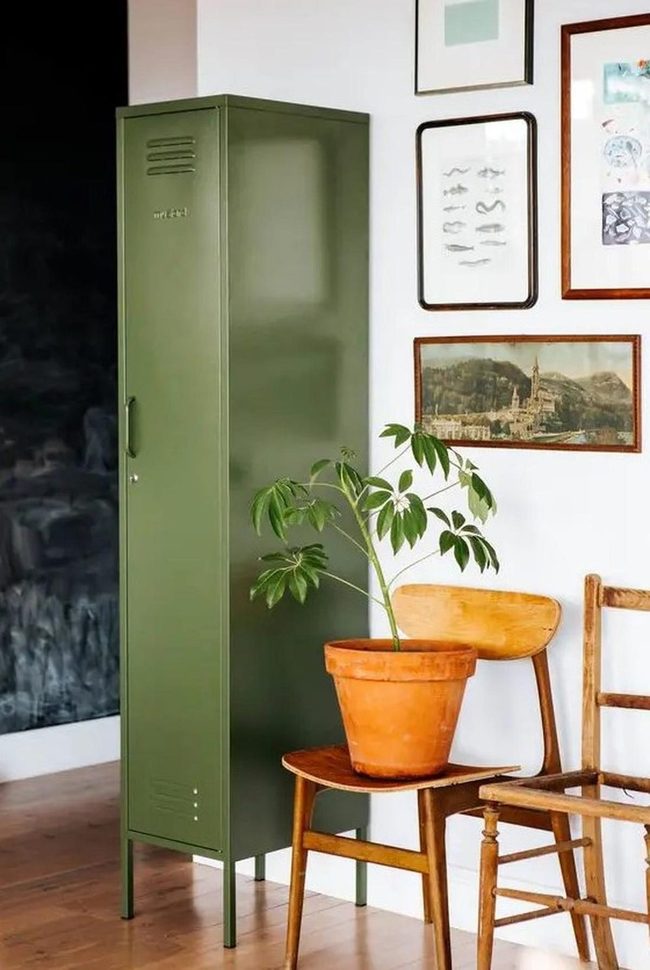 Olive Green Locker, Natural Calm