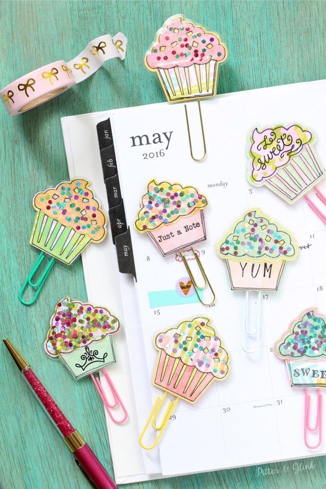 Glittery Cupcake Clips With Teal Wood