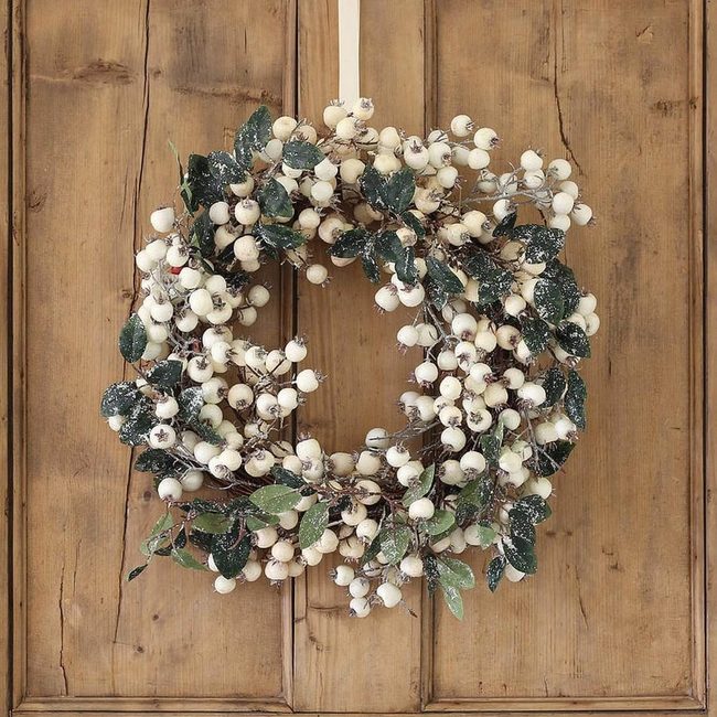 Natural Pinecone Christmas Wreaths