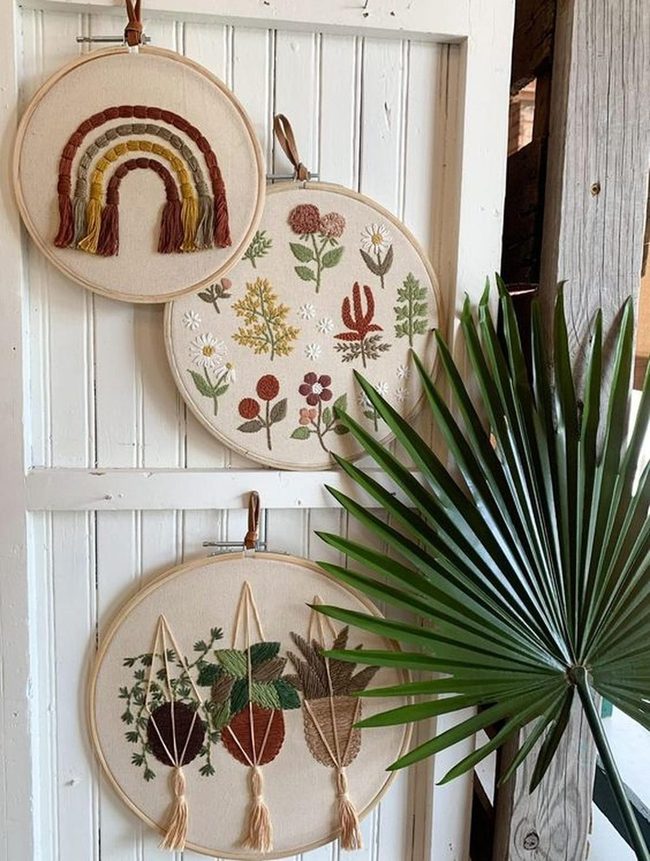 Rainbow Yarn Wall Circles