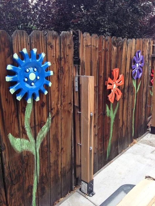 Painted Wheel Borders Garden Art