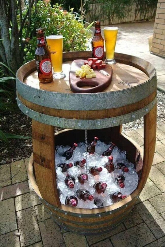 Deep Brown Wood With Polished Metal Cooler