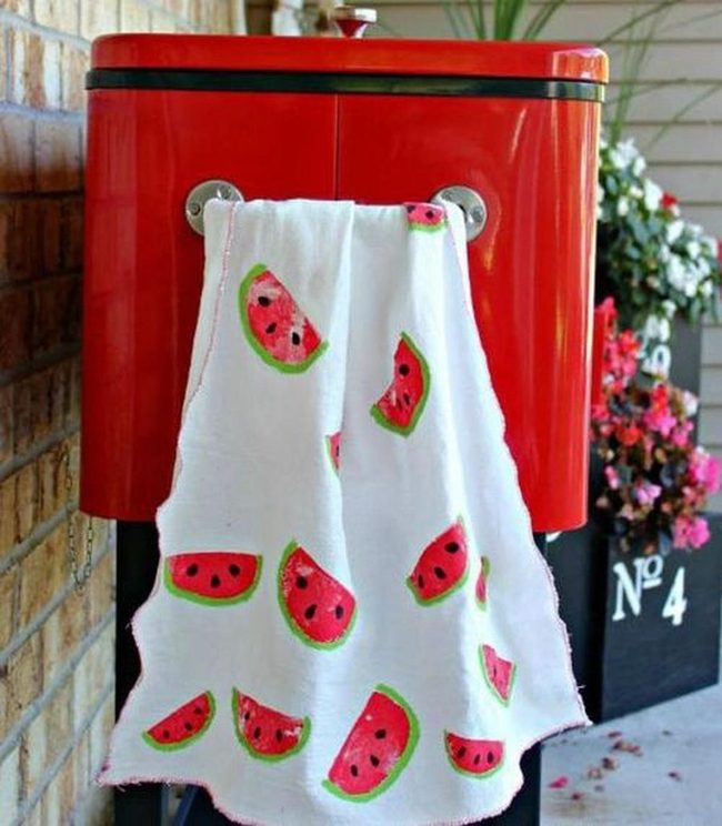 Crimson Retro Fridge Statement