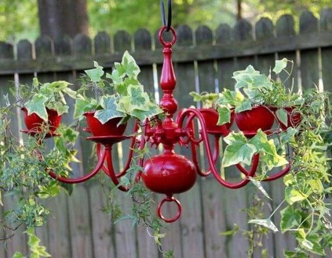 Hanging Chandeliers With Cascading Florals